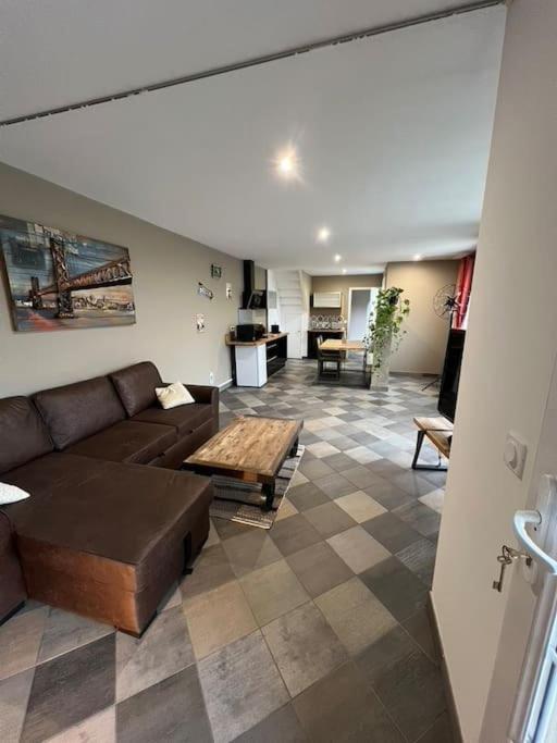 Grand Duplex De 80M2 Apartment Alencon Ngoại thất bức ảnh